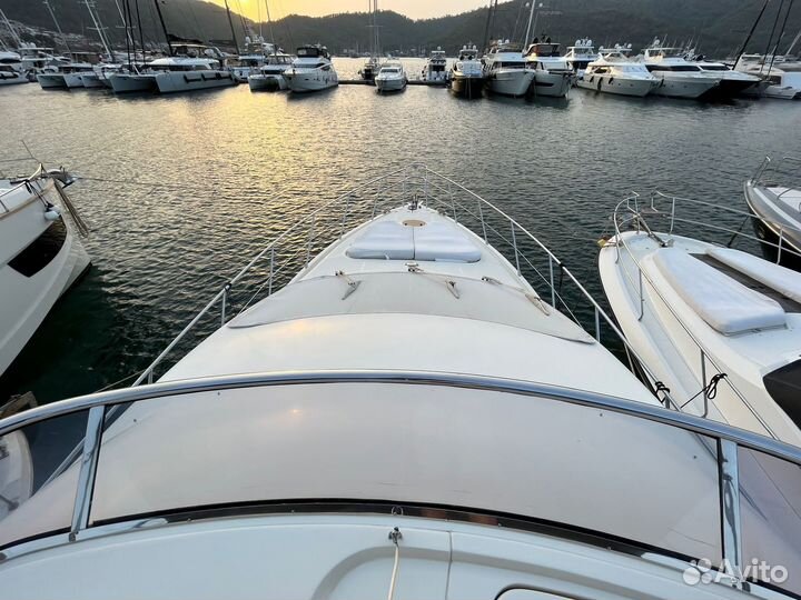 Моторная яхта Azimut 55 2007г