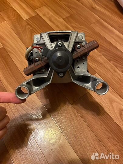 Двигательна стиральную машину