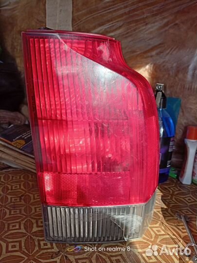 Задний правый фонарь вольво v70 xc70