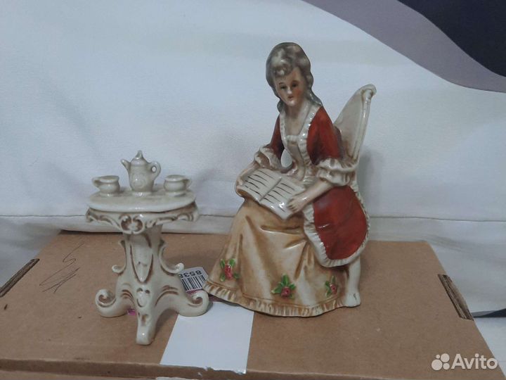 Статуэтка фарфоровая Германия
