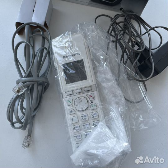 Беспроводной телефон Panasonic KX-TG8051RU