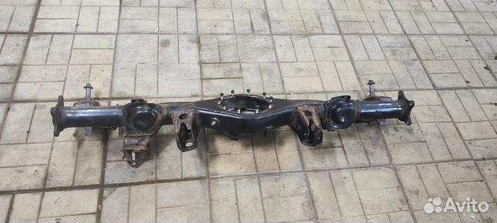 Чулок заднего моста Toyota Prado 150