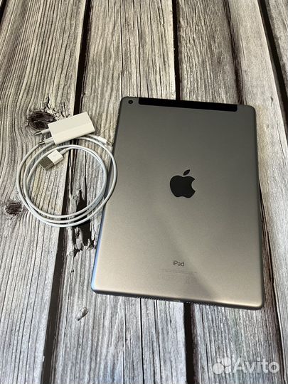 iPad 5 LTE 32GB