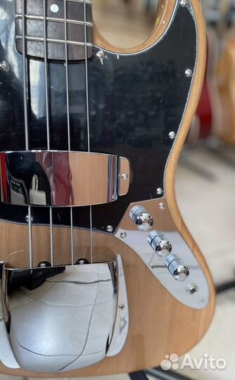 Бас гитара Fender Jazz Bass (Replika)