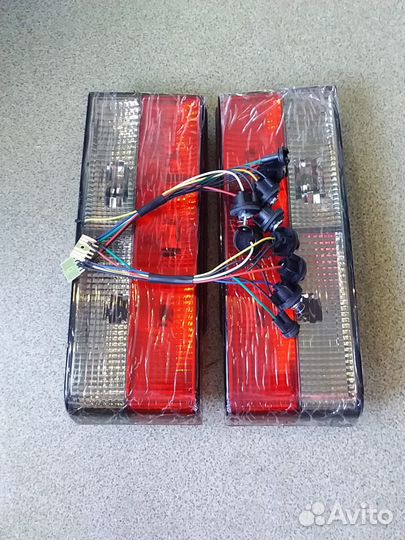Задние фары фонари ваз 2114 новые
