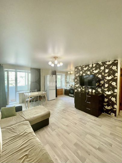 2-к. квартира, 45 м², 2/4 эт.