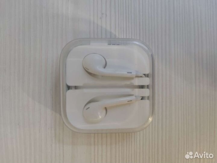 Наушники iPhone 5