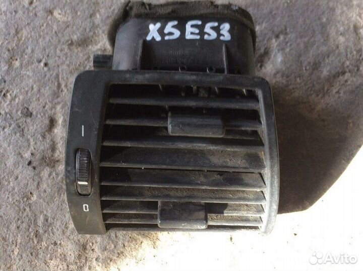 Дефлектор воздушный передний правый Bmw X5 E53 3.0