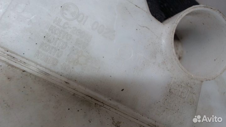 Бачок омывателя Subaru Legacy (B14), 2011