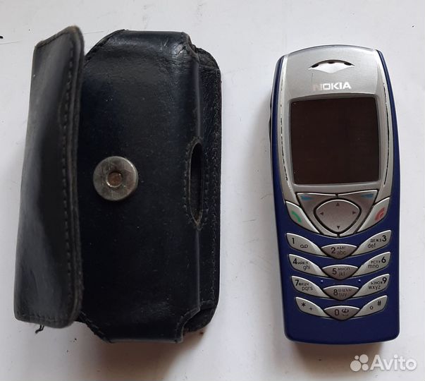Nokia: две модели. Зарядка для мобильника