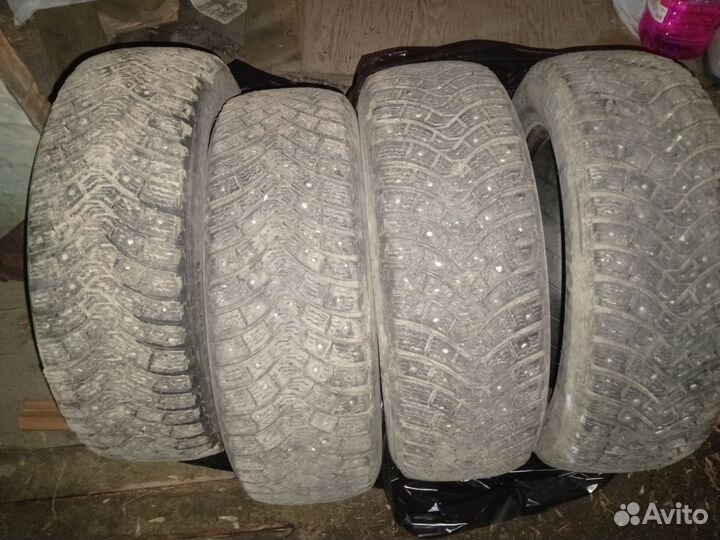 Michelin X-Ice North 4 185/65 R15 92T