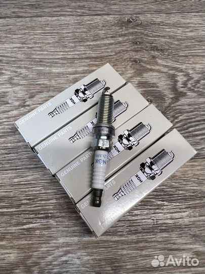 Свечи зажигания Nissan, 22401-1KT1B