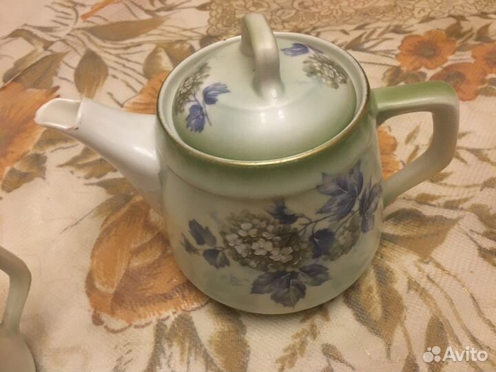 Чайный сервиз товарищества Кузнецова