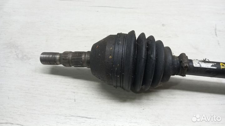 Привод передний левый Opel astra J