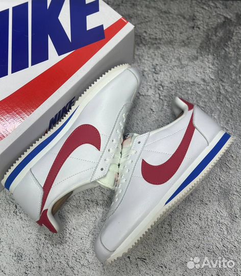 Кроссовки nike cortez