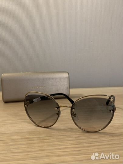 Солнцезащитные очки Bvlgari