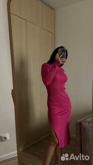 Платье трикотажное миди