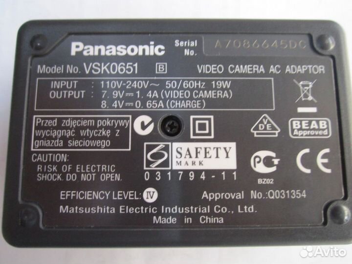 Зарядные устройства для фото и видеокамер