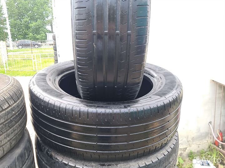 Continental ContiPremiumContact 5 SUV 225/60 R17 99V