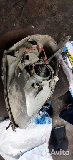 Фары для toyota vitz