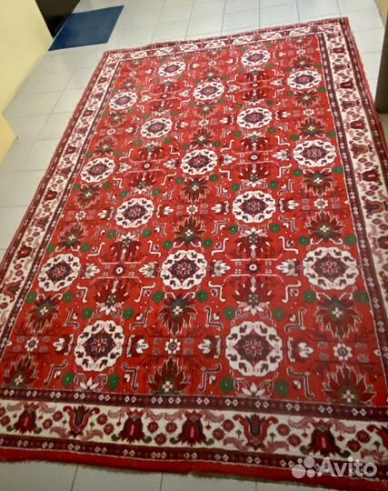 Ковер шерстяной