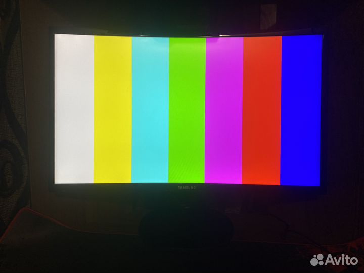 Игровой изогнутый монитор Samsung C24F390FHI