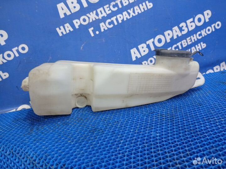 Бачок омывателя Renault Logan седан K7J 2007