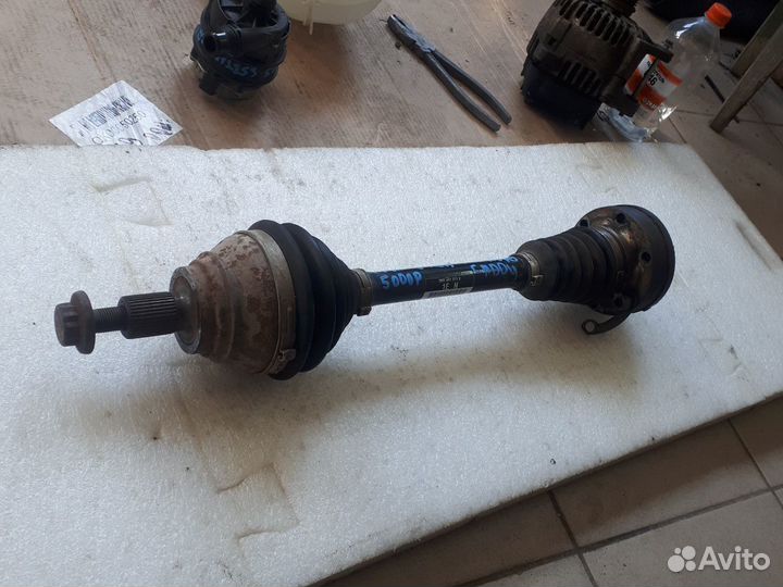 Привод левый Audi A1 Caddy Ауди А1 Кадди