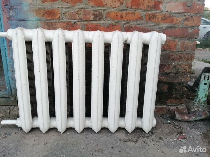 Продам чугунные батареи