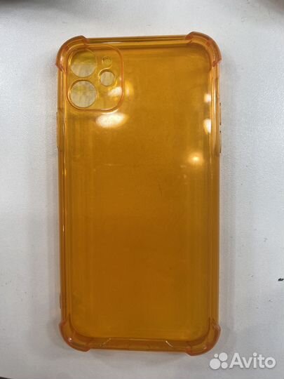 Чехлы для iPhone 11