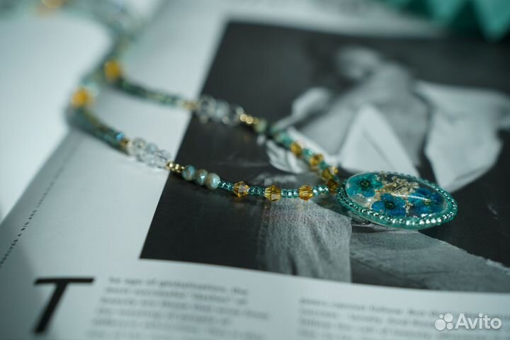 Украшение на шею Флора