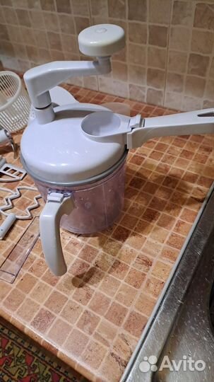 Многофункциональный ручной измельчитель для овощей