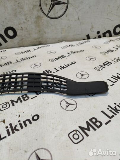 Накладка торпедо Mercedes S-Class W221