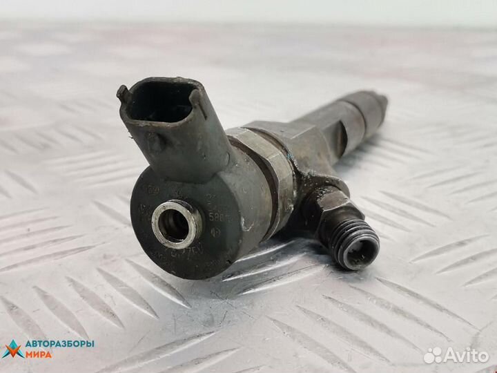 Форсунка Renault Scenic 2 2005 8200389369