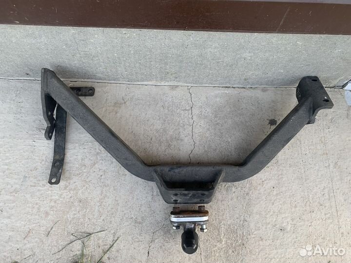 Фаркоп на kia sorento 1