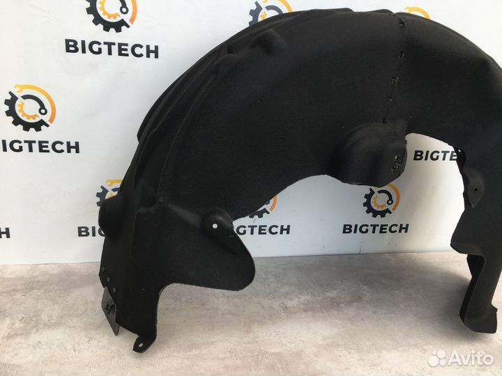 Подкрылок задний Mercedes W213 A2136900404