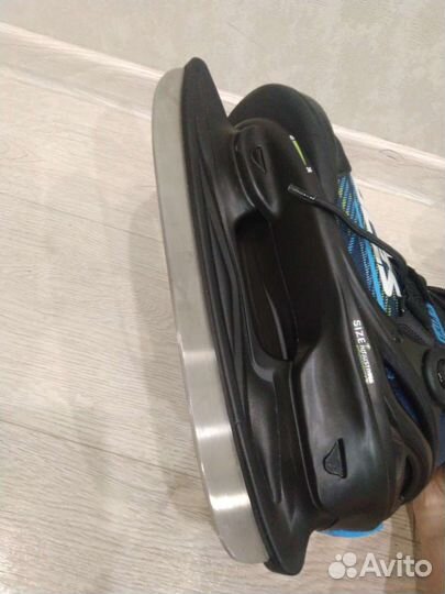 Фигурные коньки roces