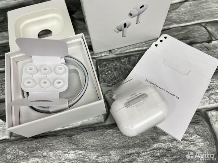 AirPods Pro2, топовая версия с шумоподавлением