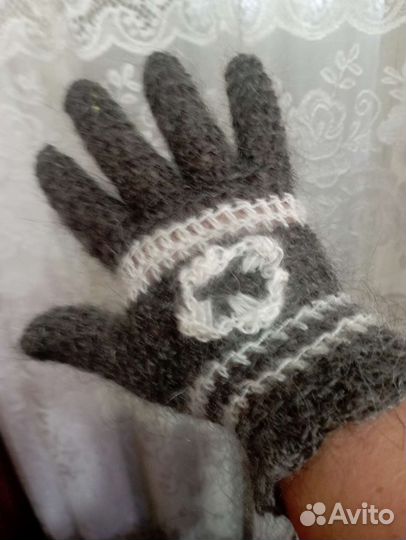 Отдам бесплатно пуховые вещи