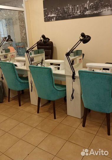 Мастер маникюра на аренду