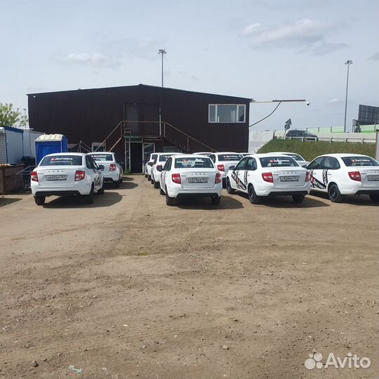 Водитель в штат - подработка