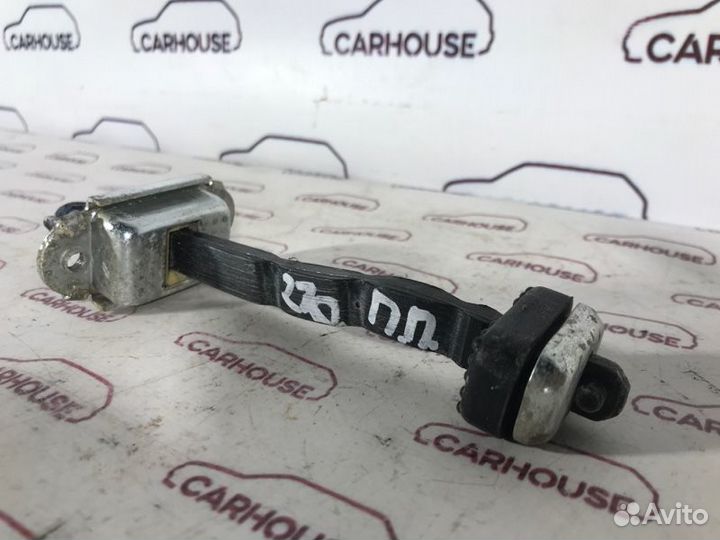 Ограничитель двери передний правый Honda Crv 2.0