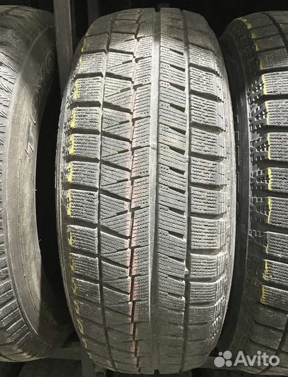 Bridgestone Blizzak DM-V3 205/60 R16 90P