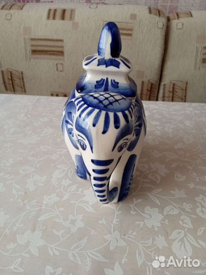 Чайница слон Гжель