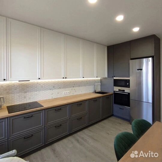 Кухонный гарнитур, кухня классическая до потолка