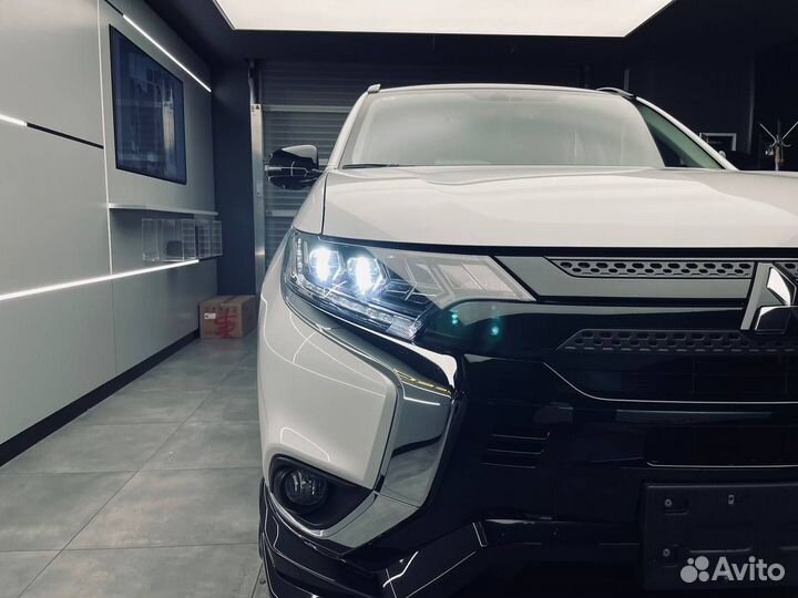 Mitsubishi Outlander 2.4 CVT, 2022