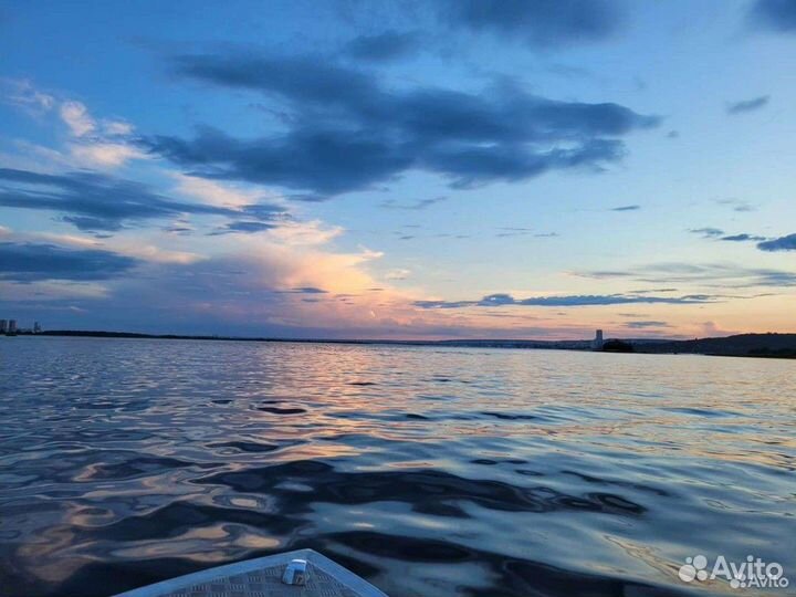 Аренда катера,прогулки по Волге на катере,рыбалка