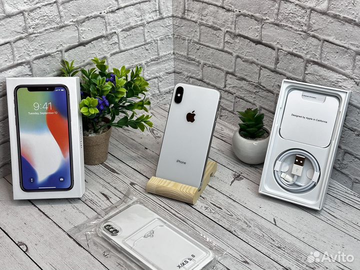 iPhone X, 64 ГБ