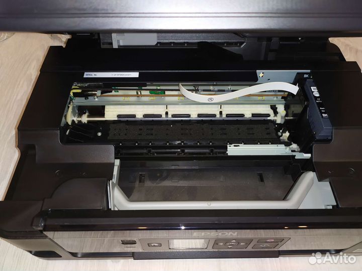Мфу Принтер/сканер/копир Epson, на запчасти