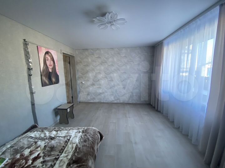 Дом 83 м² на участке 12,9 сот.